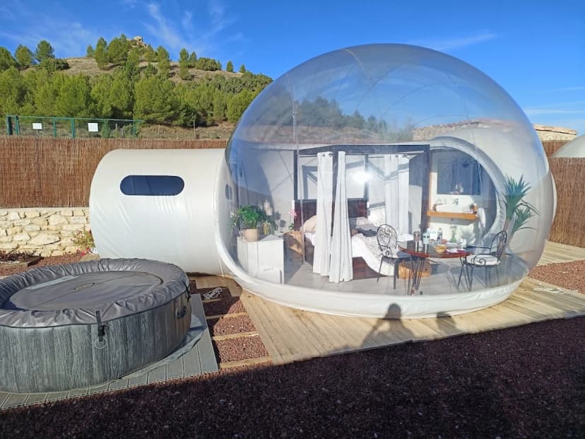 Cielo Bonito — burbujas en Carboneras de Guadazaón, Cuenca, Castilla-La Mancha · 4.0 de 5 (43 opiniones)