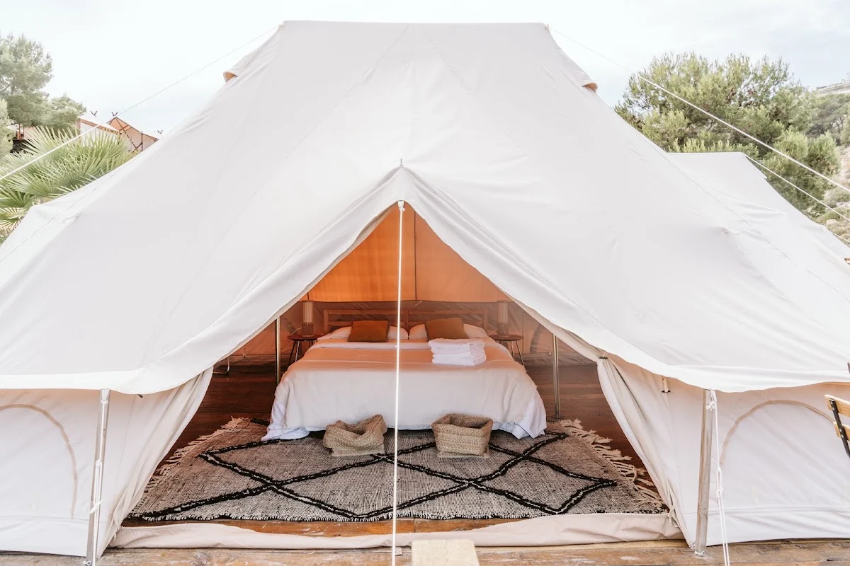 Dreamsea Mediterranean Glamping — camping en El Poble Nou de Benitatxell/Benitachell, Alicante, Comunidad Valenciana · 4.2 de 5 (729 opiniones)