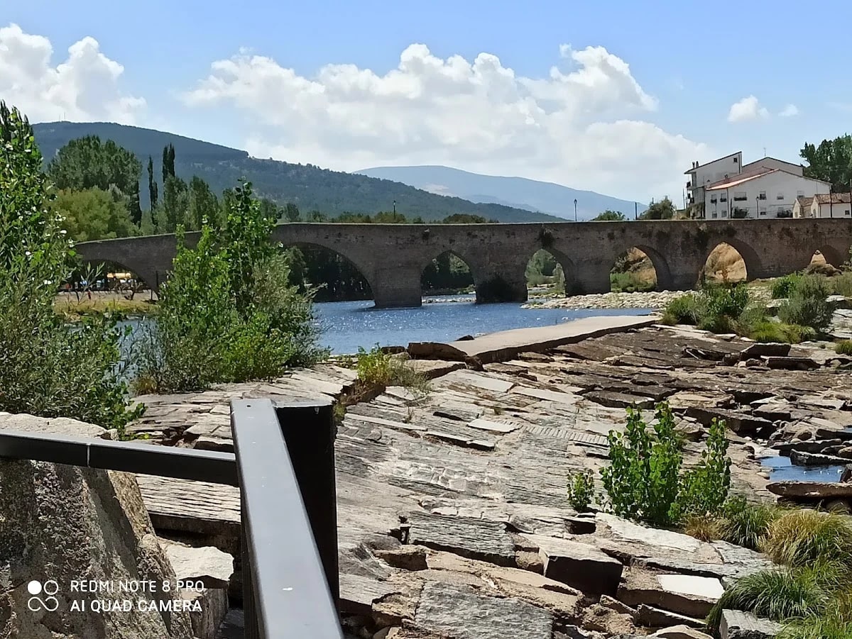 El Camping de Gredos — camping en 05634, Ávila, España, Castilla y León · 4.3 de 5 (1449 opiniones)