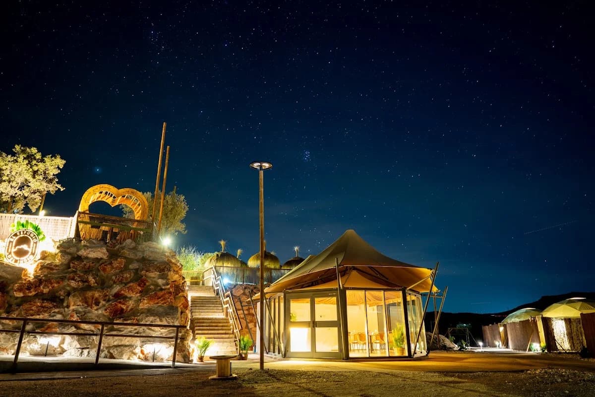 El Refugio del Indio Camping — camping en Archidona, Málaga, Andalucía · 4.7 de 5 (109 opiniones)