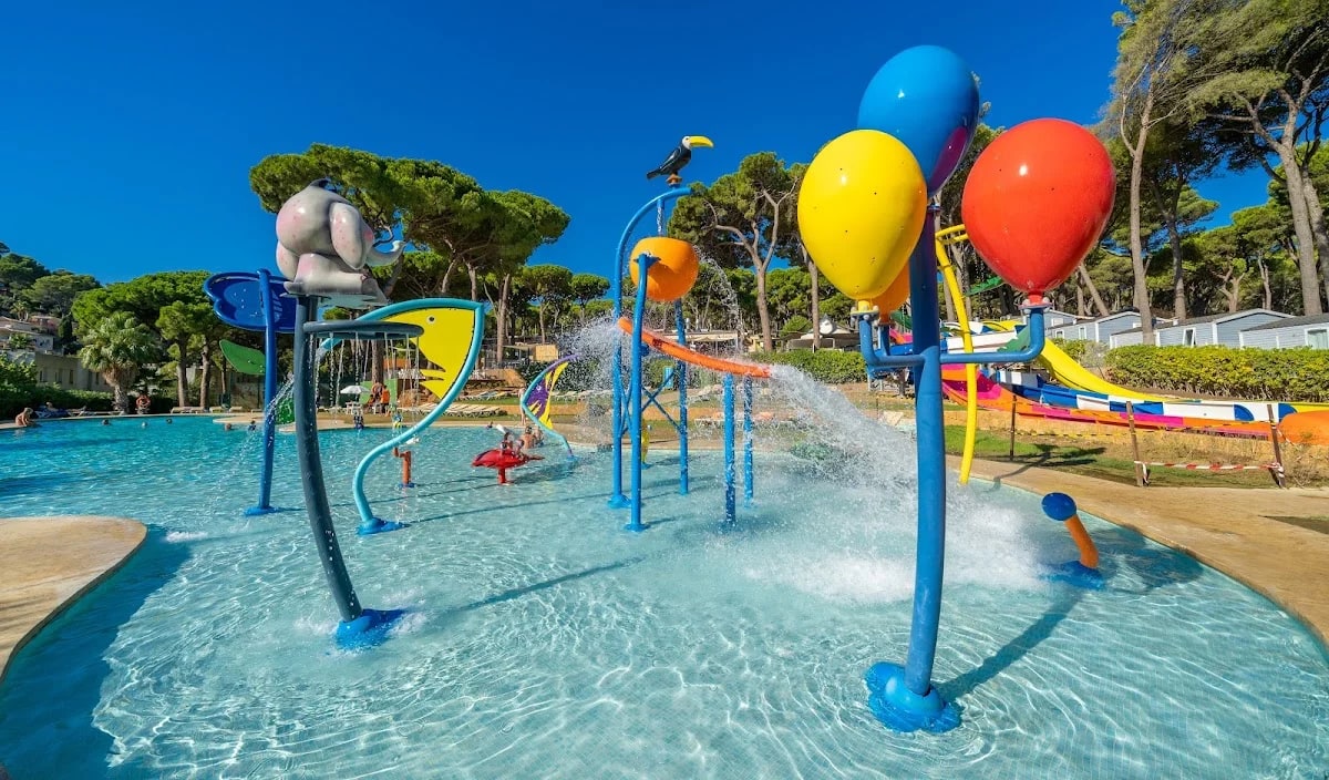 Interpals Eco Resort — camping en Av. Mediterranea, s/n, 17256, Girona, España, Cataluña · 4.1 de 5 (1869 opiniones)