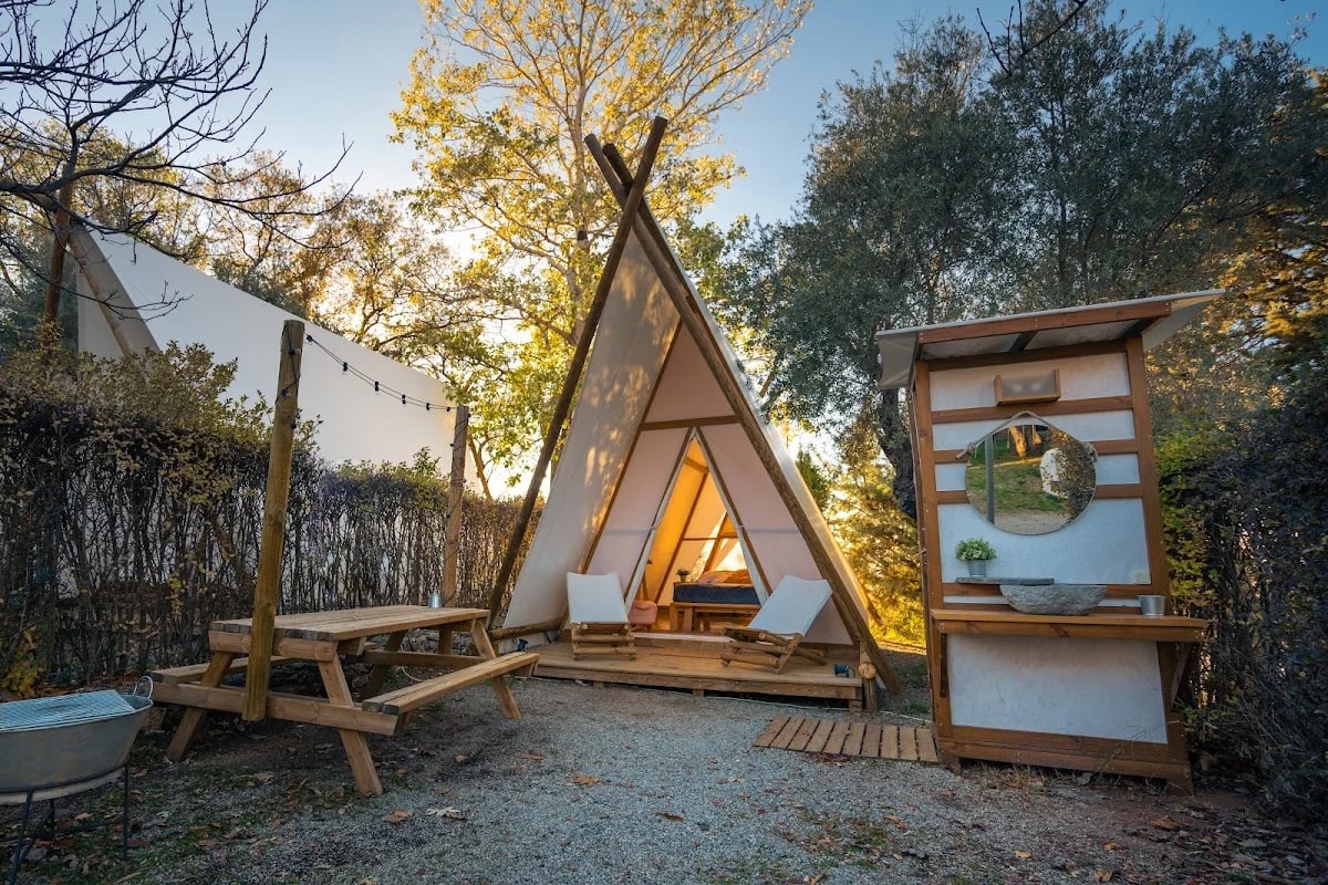 Kampaoh Sierra Nevada — camping en Güejar Sierra, Granada, Andalucía · 4.2 de 5 (149 opiniones)
