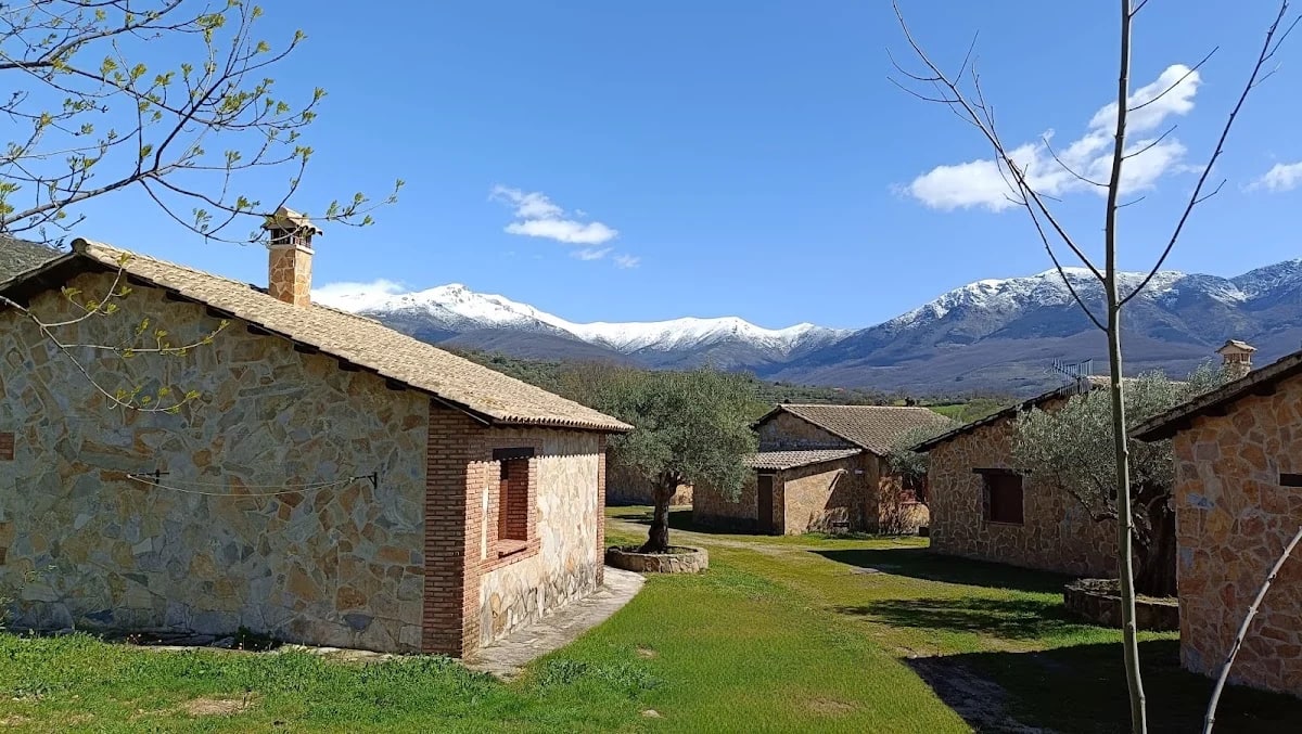 Las Cañadas Complejo Turístico - Camping & Casas de Campo — camping en Baños de Montemayor, Cáceres, Extremadura · 4.5 de 5 (1556 opiniones)