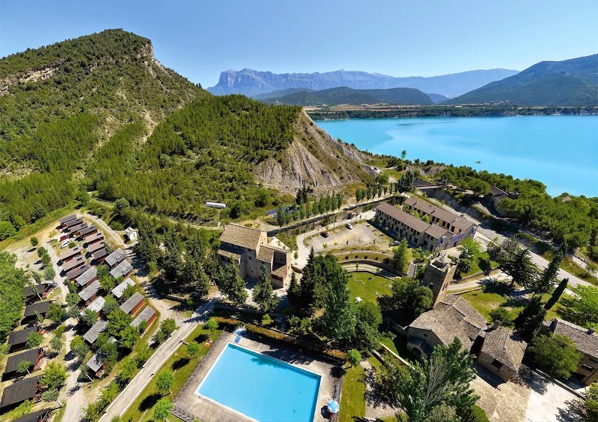 Morillo de Tou - Pueblo Recuperado - Centro de Vacaciones — camping en Morillo de Tou, Huesca, Aragón · 4.3 de 5 (1955 opiniones)