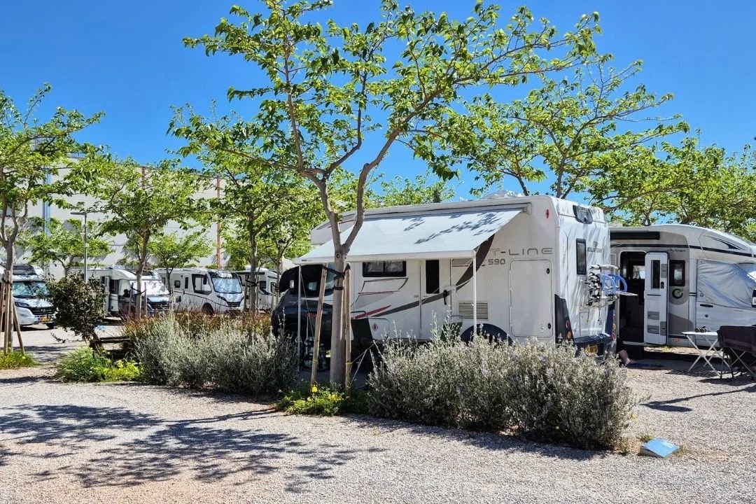 Nomadic Experience - Motorhome Park Valencia — camping en Albalat dels Sorells, Valencia, Comunidad Valenciana · 4.6 de 5 (1149 opiniones)