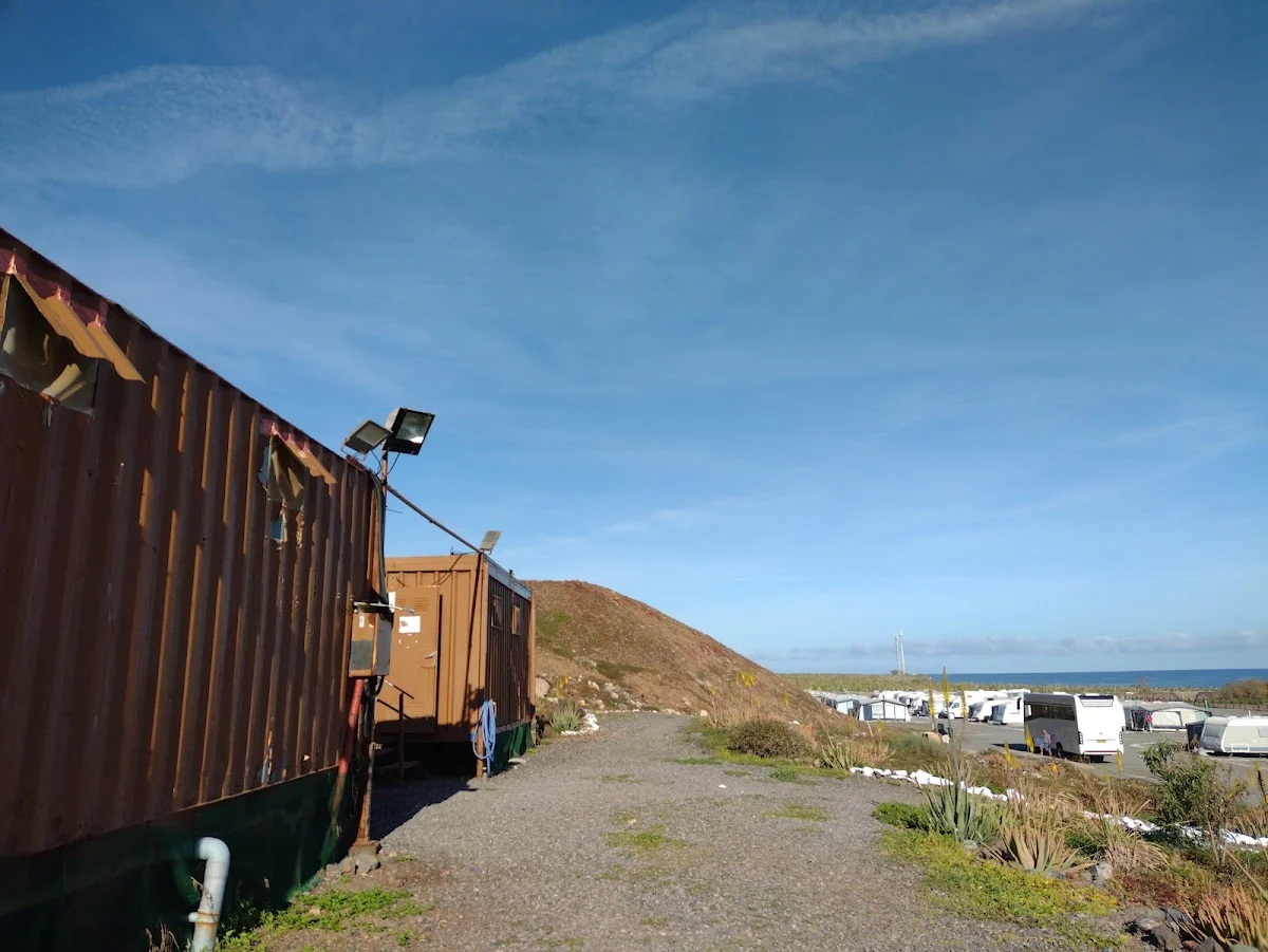 Paying motorhome area — camping en La Cordillera, Las Palmas, Canarias · 4.1 de 5 (48 opiniones)