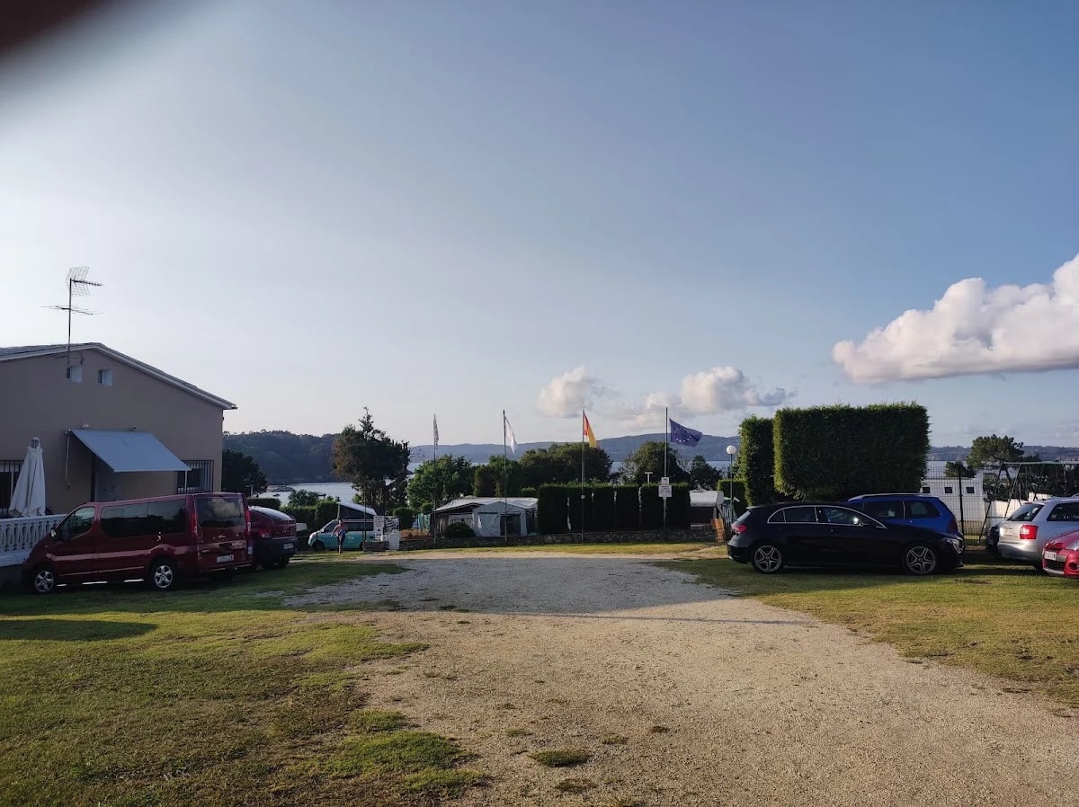 Velo Mar Camping en A Coruña — camping en Sada, La Coruña, Galicia · 4.1 de 5 (205 opiniones)